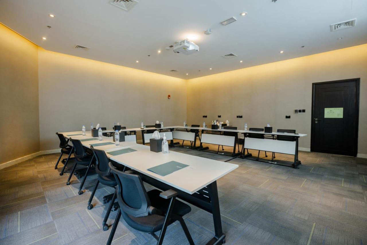 西方贾达夫酒店 迪拜 外观 照片 Meeting room